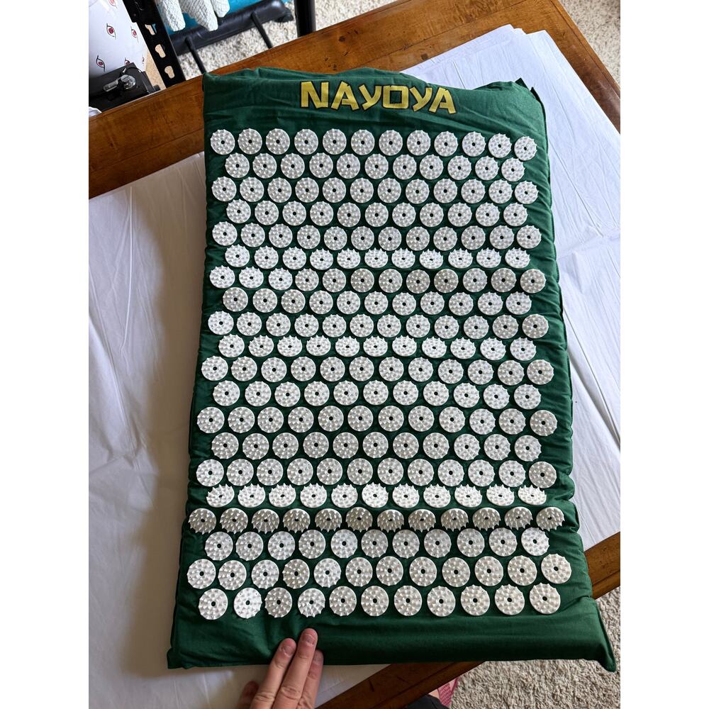 NAYOYA Acupressure Mat Neck and Back Pain Relief Therapeutic Wellness Green